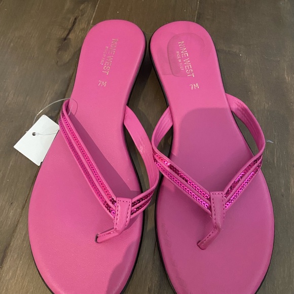 Vintage Y2K tiny heeled sandals! - Picture 1 of 5